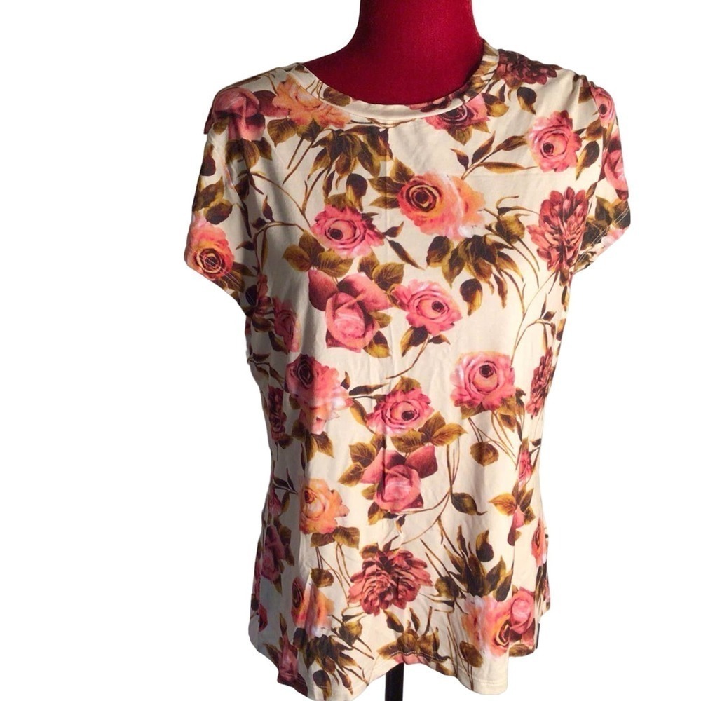 NWT Elie Tahari Floral Tshirt szLarge